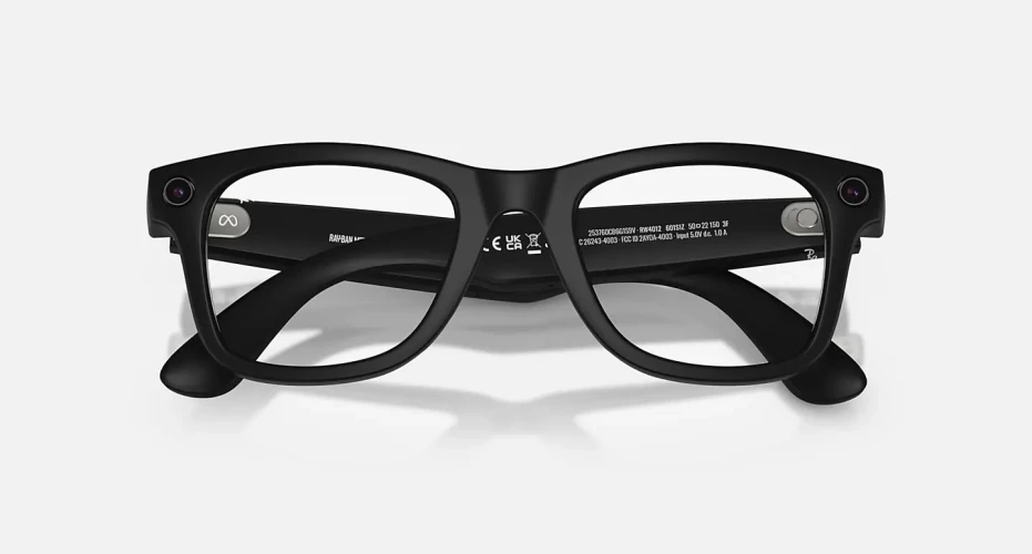 Умные очки Ray-Ban Meta* Wayfarer Gen 2 Matte Black/Clear-Grey Transitions®, L
