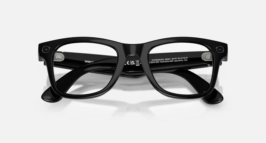 Умные очки Ray-Ban Meta* Wayfarer Gen 2 Shiny Black/Clear-Graphite Green Transitions®, L