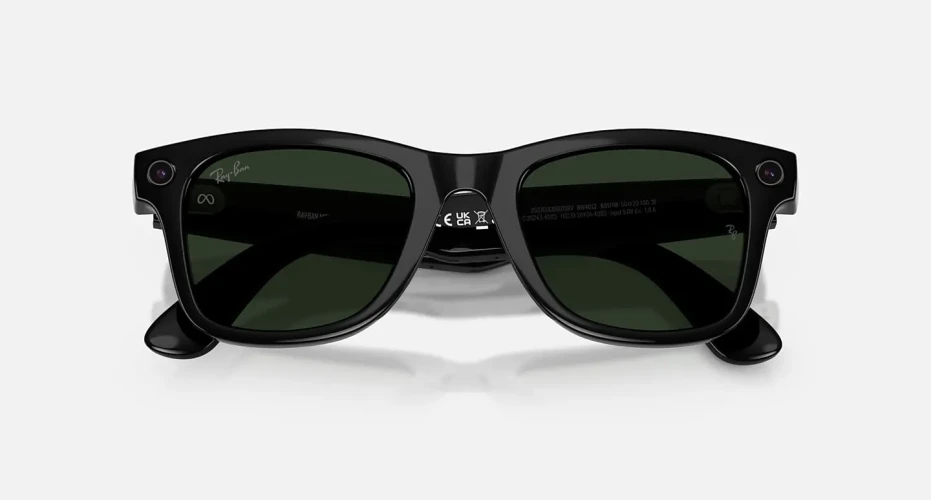 Умные очки Ray-Ban Meta* Wayfarer Gen 2 Shiny Black/Clear-Graphite Green Transitions®, M