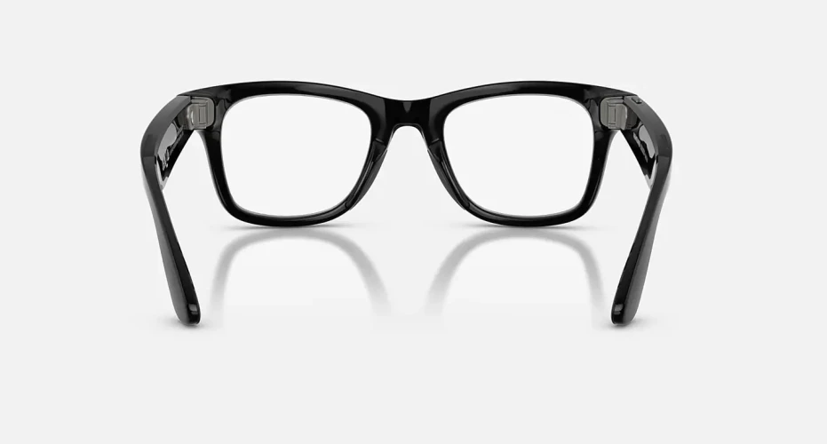 Умные очки Ray-Ban Meta* Wayfarer Gen 2 Shiny Black/Clear-Graphite Green Transitions®, M
